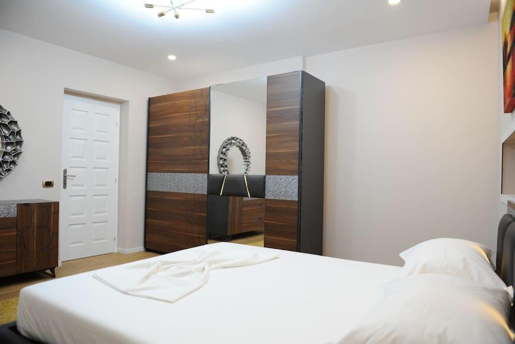 Grandpa House App.1 Apartment Tirana Exterior foto